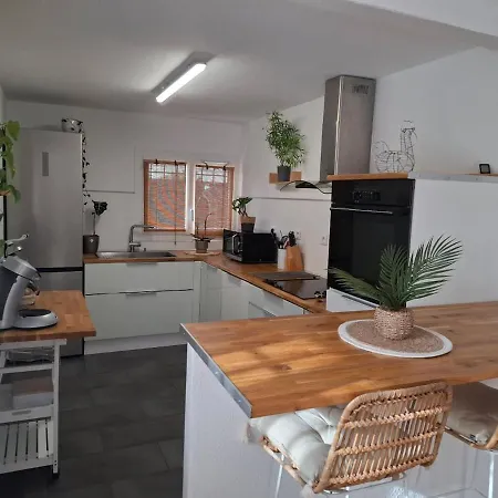 Beautiful With Pool * Générac