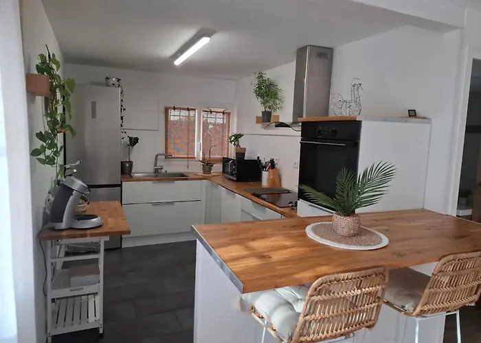 Beautiful With Pool * Générac